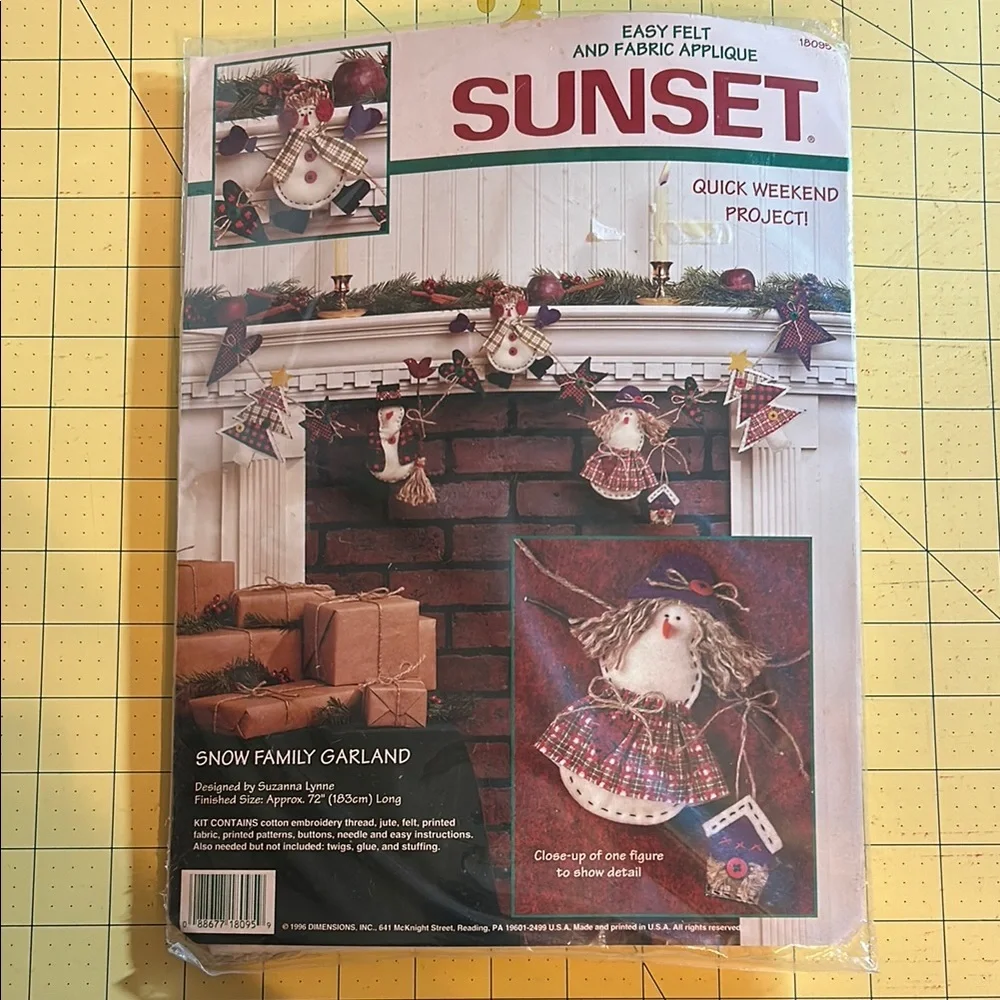 Sunset Snow Family Garland Kit - Festive Red and White